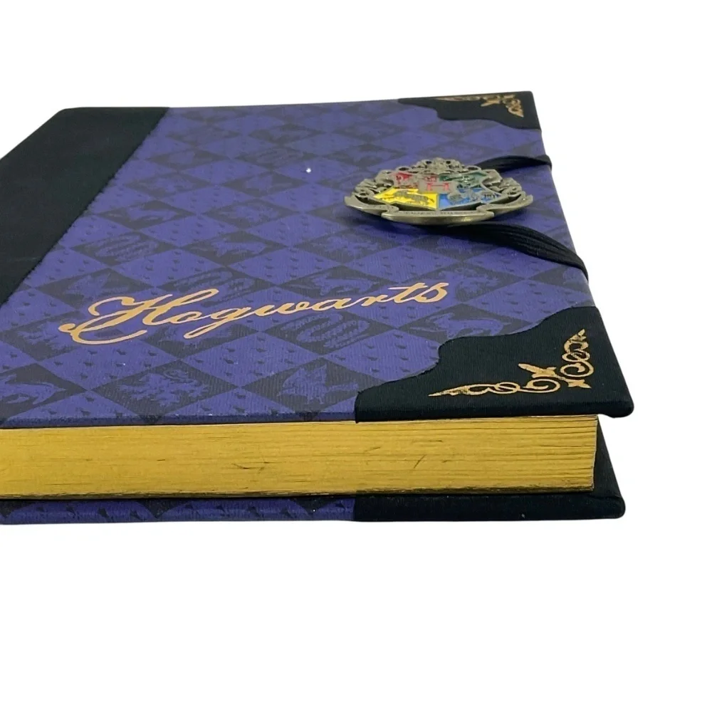 Harry Potter Hogwarts Warner Bros Lined Paper Journal with Die-Cast Metal Crest